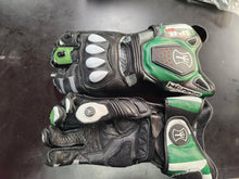 Load image into Gallery viewer, BARGAIN BIN - Men's HEROIC SP-R Pro Customs - Size 10