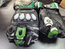 Load image into Gallery viewer, BARGAIN BIN - Men's HEROIC SP-R Pro Customs - Size 10