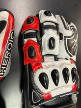 Load image into Gallery viewer, BARGAIN BIN - Women's HEROIC SP-R Pro Customs - Size: 6