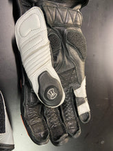 Load image into Gallery viewer, BARGAIN BIN - Women's HEROIC SP-R Pro Customs - Size: 6