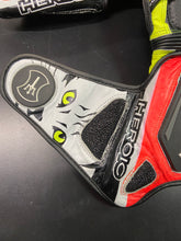 Load image into Gallery viewer, BARGAIN BIN - Women's HEROIC SP-R Pro Customs - Size 6