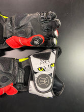 Load image into Gallery viewer, BARGAIN BIN - Women's HEROIC SP-R Pro Customs - Size 6