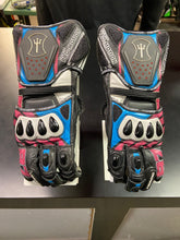 Load image into Gallery viewer, BARGAIN BIN - Women's HEROIC SP-R Pro Custom - Size 7